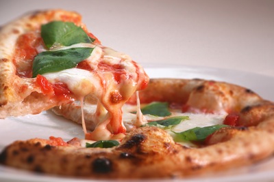 ピザのチーズたれ写真